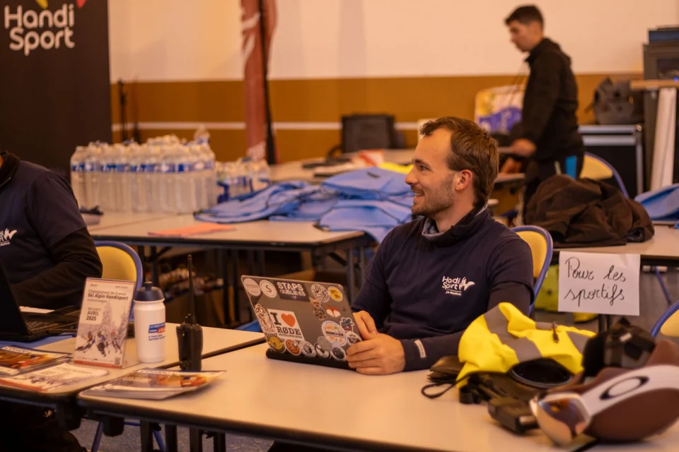 Coordination de l’événement depuis l’espace du Comité Départemental Handisport des Alpes-Maritimes